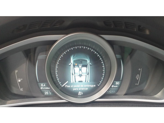 Přístrojová deska  Volvo V40 2012 31296952  