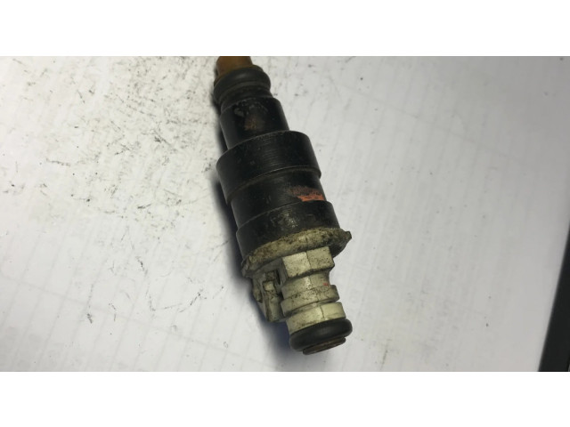 Vstřikovač 0280150208   BMW 3 E30  pro benzínový motor 0.0  