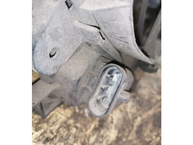 Vstřikovací lišta 90570737, 06341169   Opel Astra G     