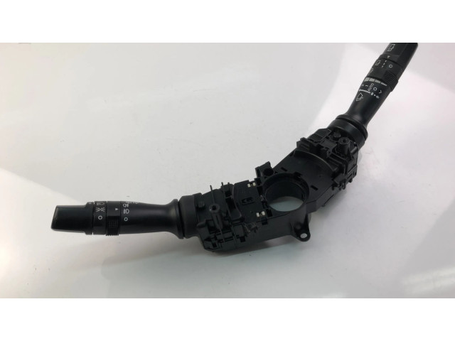 Подрулевой переключатель 3753MA2210   KIA Ceed