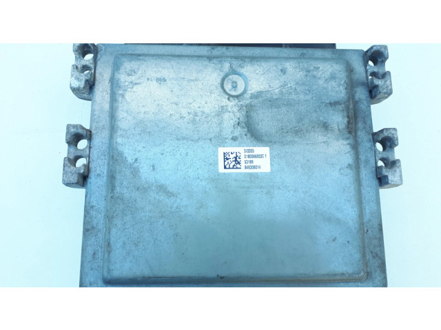 Блок управления двигателем ECU
