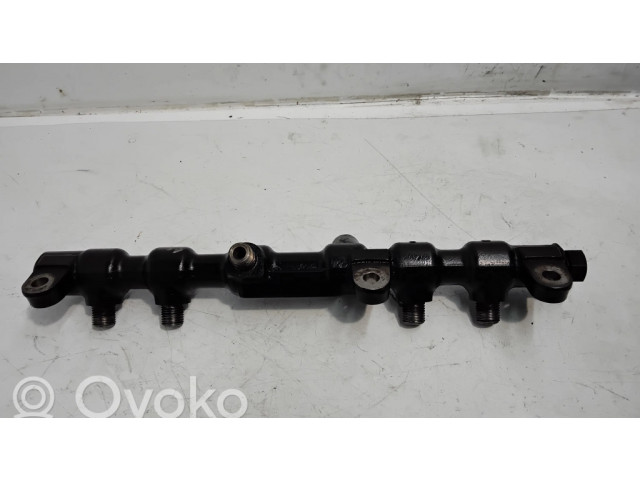 Vstřikovací lišta    Ford Mondeo Mk III  pro naftový motor 2.0  0265