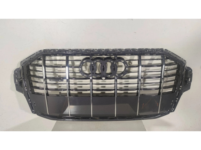 Передняя решётка Audi Q7 4M 2015- года 4M0853651AF, 4M0853651AH      