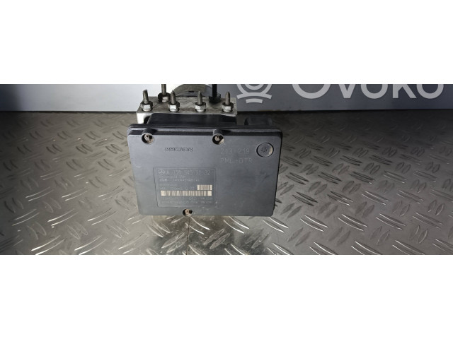 Jednotka ABS A0345457132, 00009549D0   Mercedes-Benz C W203 2005